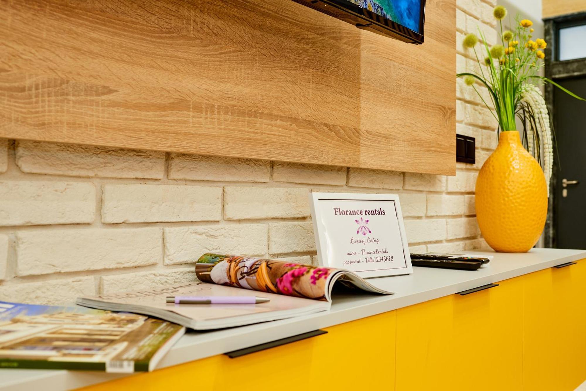 Florance Rentals Luxury Apartments In Burgas Extérieur photo